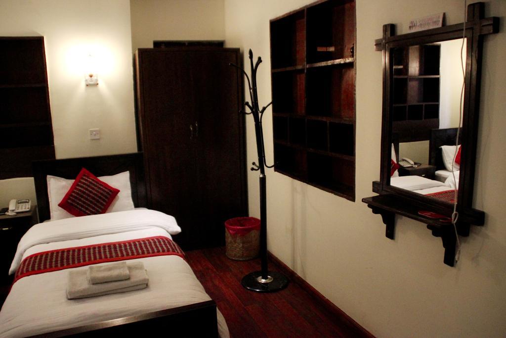 Hotel Peace N Park กาฐมาณฑุ ภายนอก รูปภาพ
